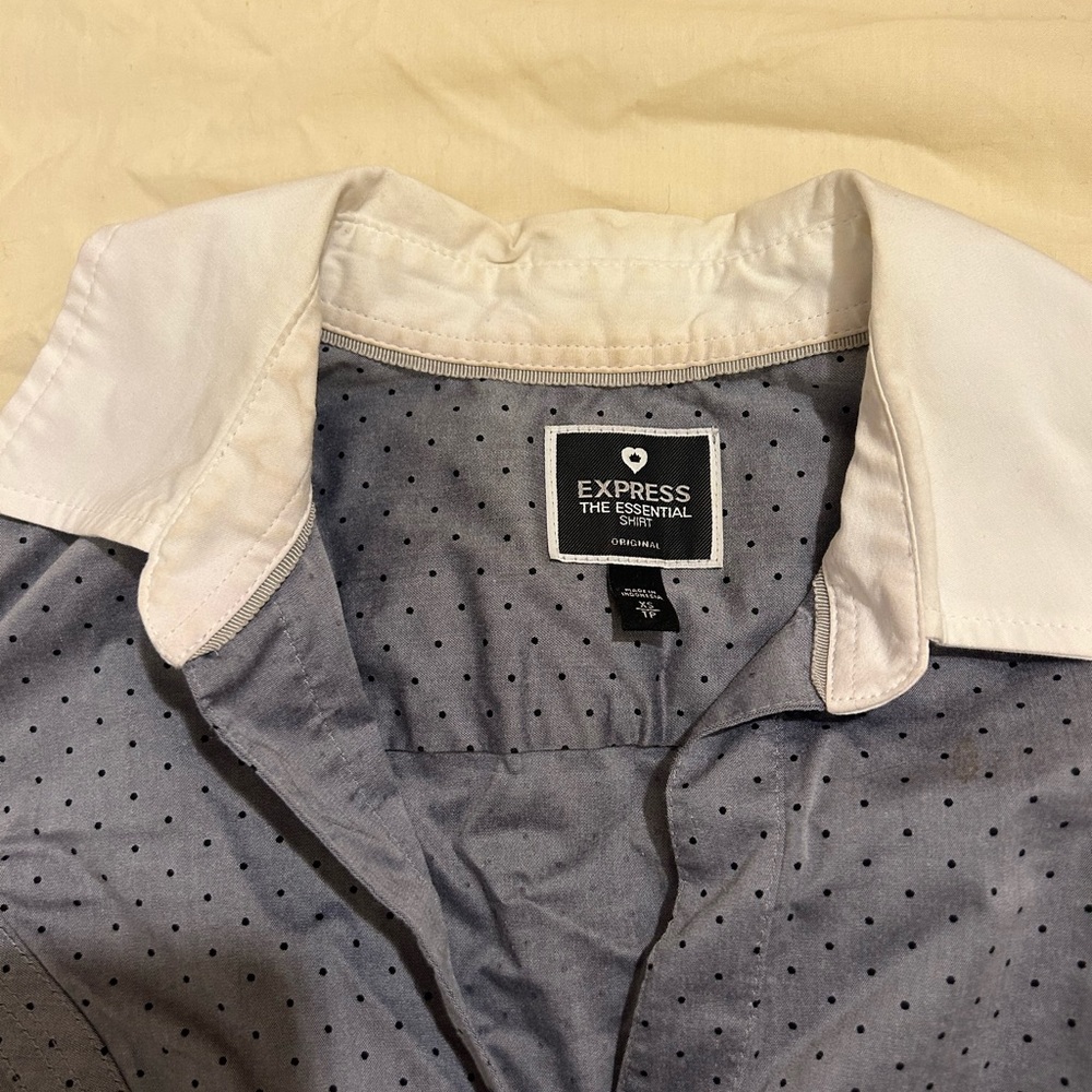 Express The Essential Shirt - polka dots